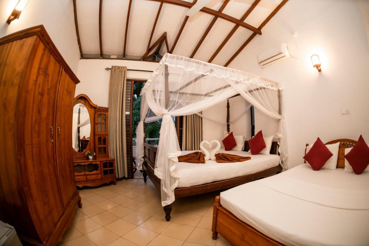Shakuna Villa Hikkaduwa Bagian luar foto