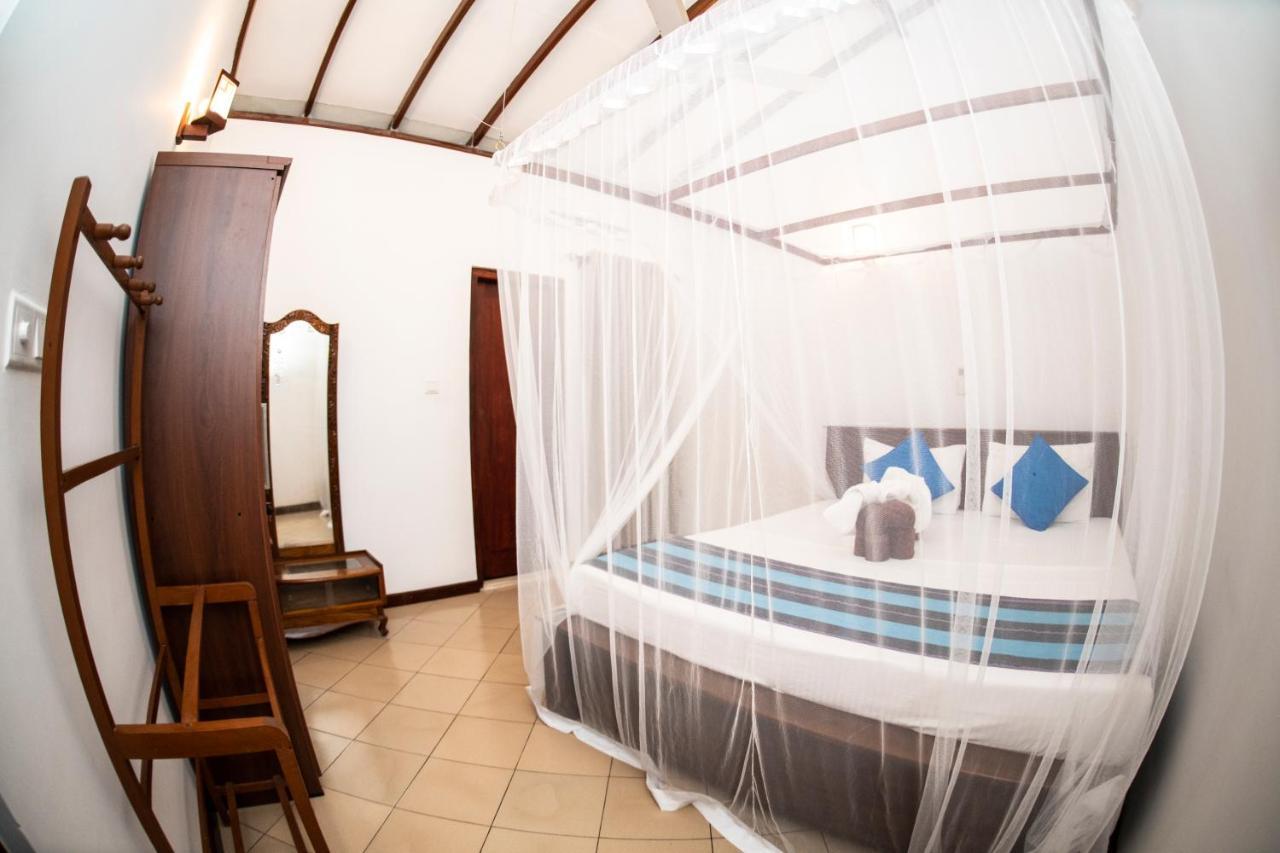 Shakuna Villa Hikkaduwa Bagian luar foto