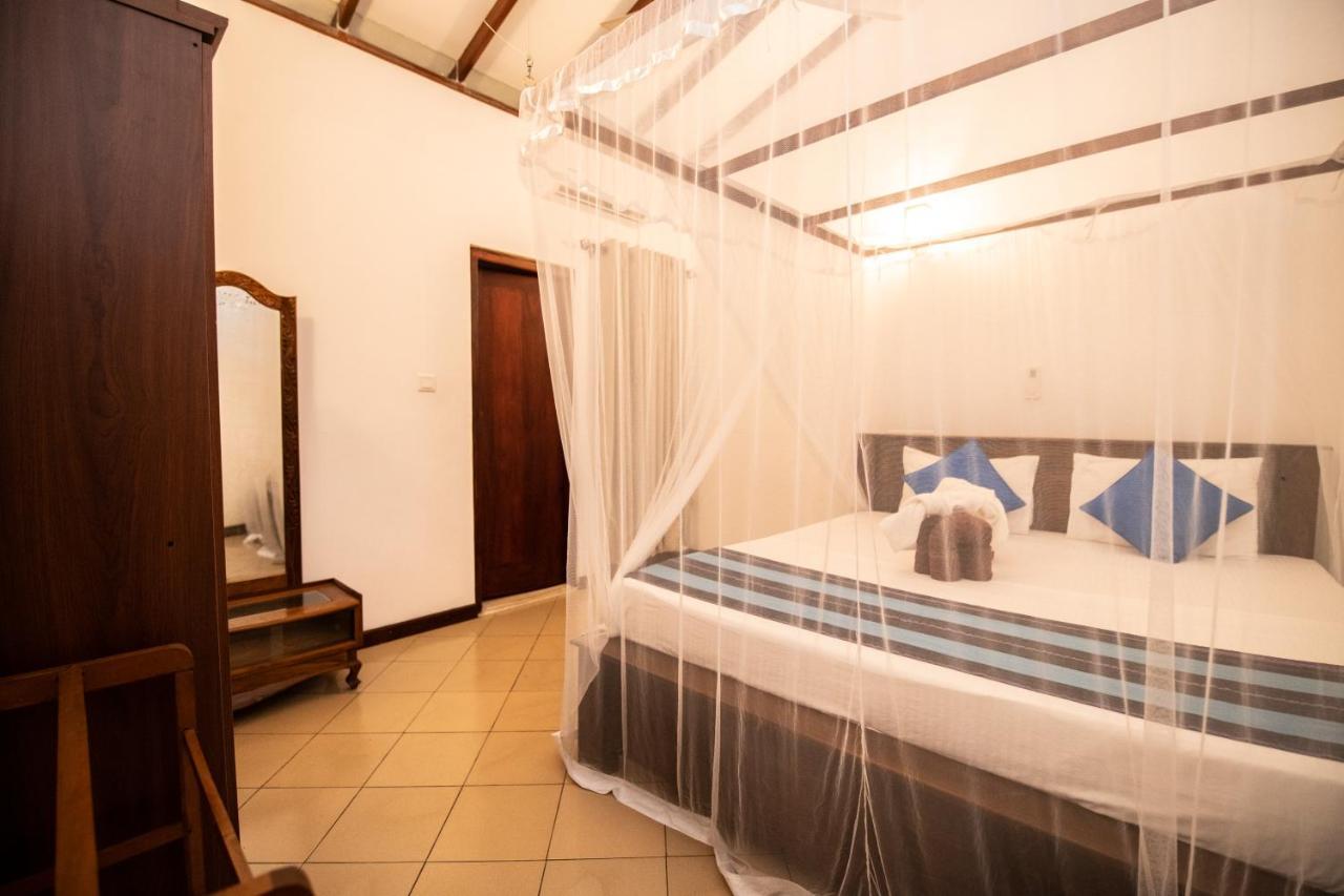 Shakuna Villa Hikkaduwa Bagian luar foto