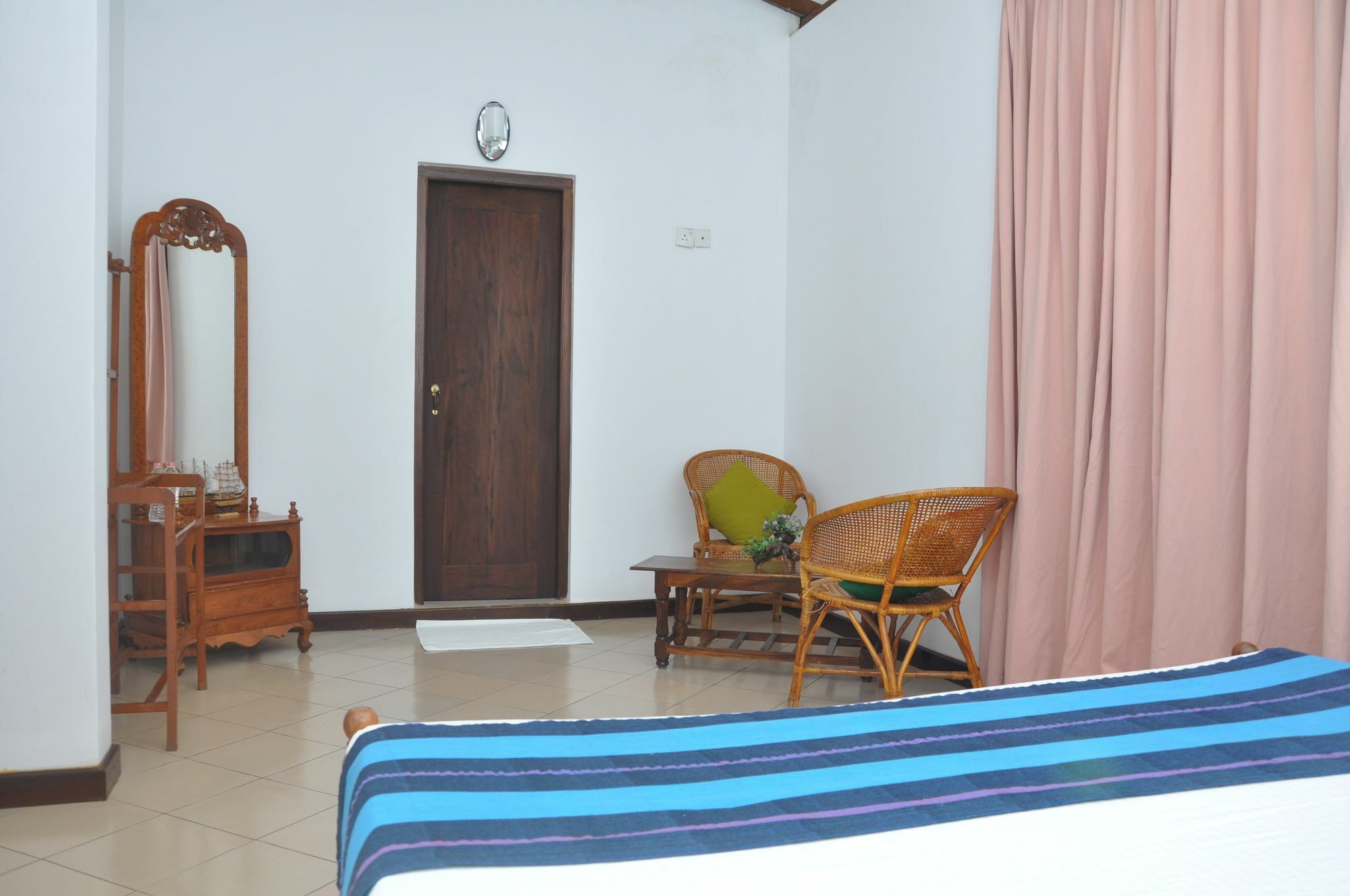 Shakuna Villa Hikkaduwa Bagian luar foto