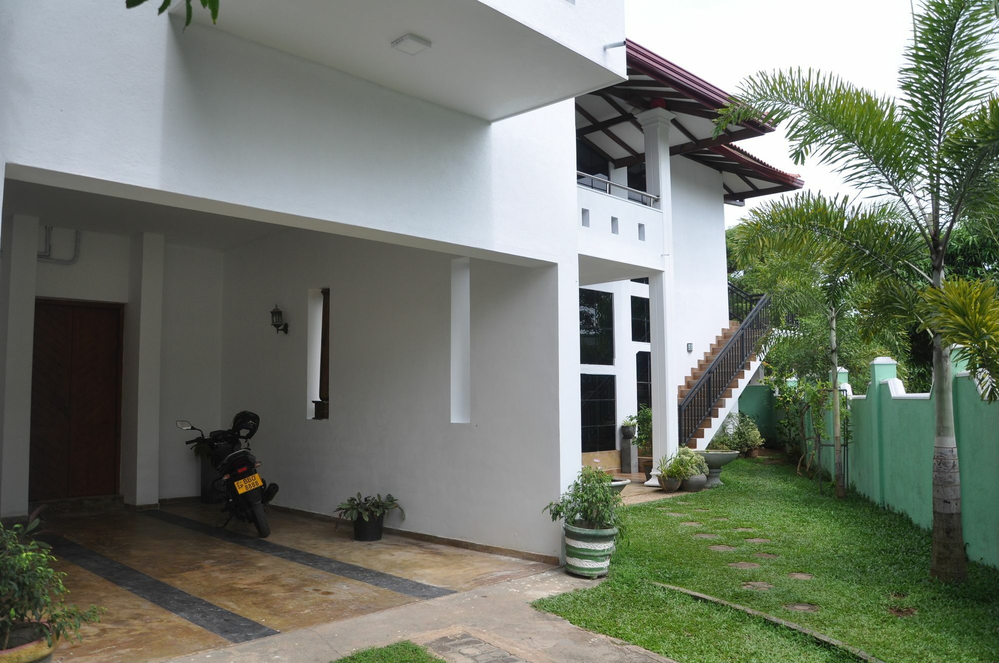Shakuna Villa Hikkaduwa Bagian luar foto